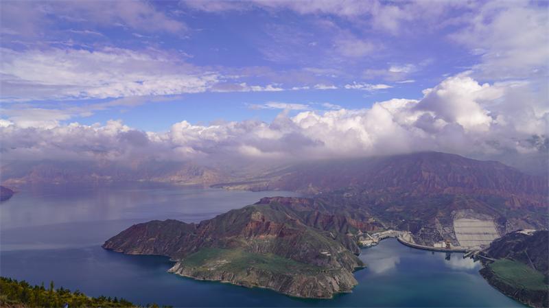 秋韻坎布拉。羊格東智攝